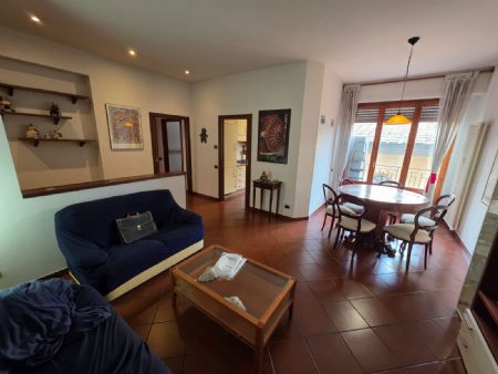 Vendita Appartamento SIENA: IN ZONA 